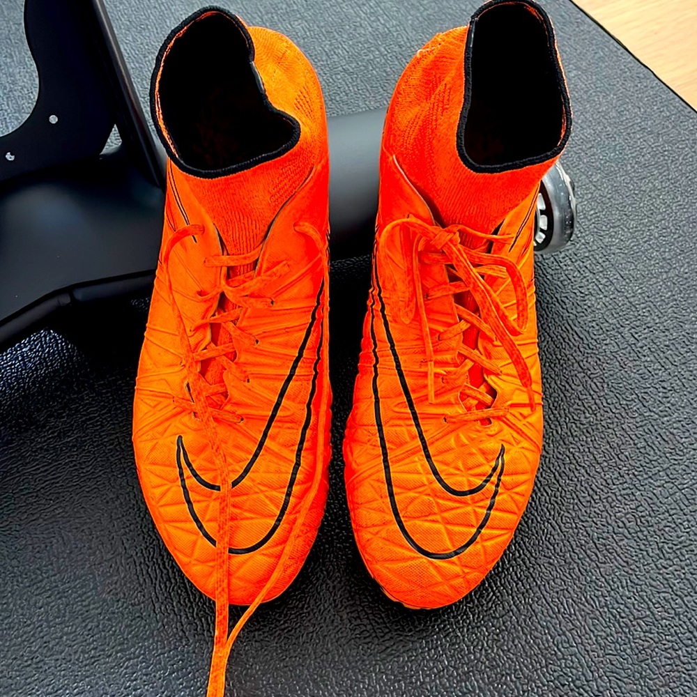 Nike Hypervenom Phantom 2 FG Total Orange Men’s Size 10